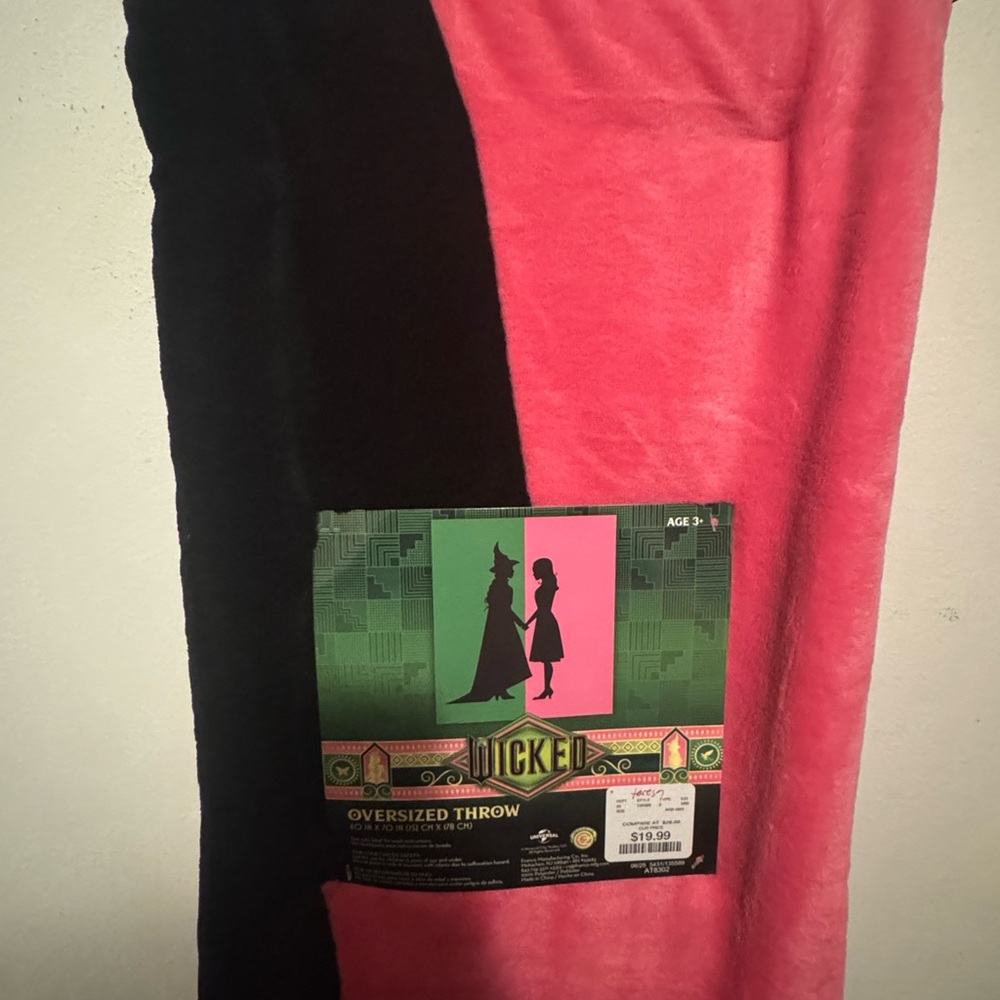 Wicked Oversized Throw Blanket - Black & Hot Pink